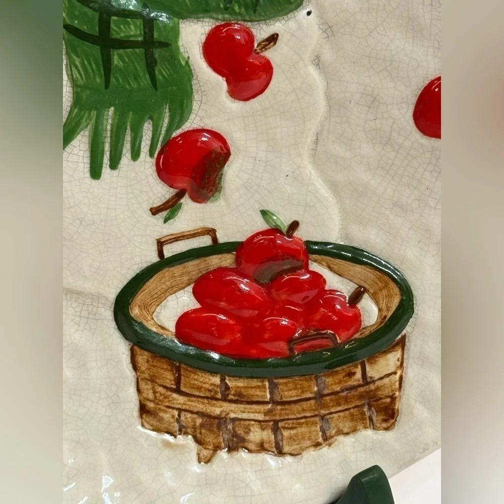 Vintage Hallmark Snowman and Apple Decorative Plate 9.5”